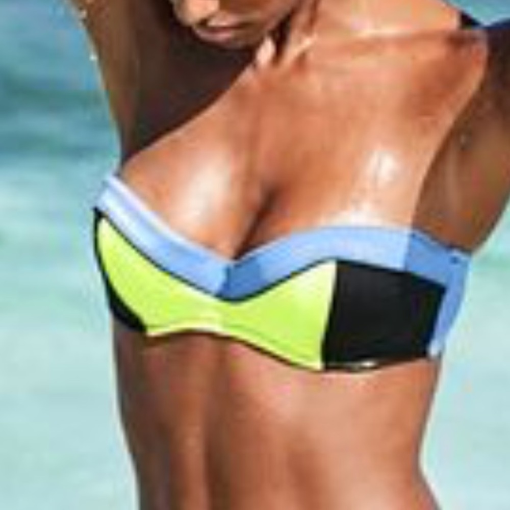 Victoria’s Secret surf flirt bandeau